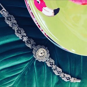 Majestron Quartz Marcasite wrist watch!